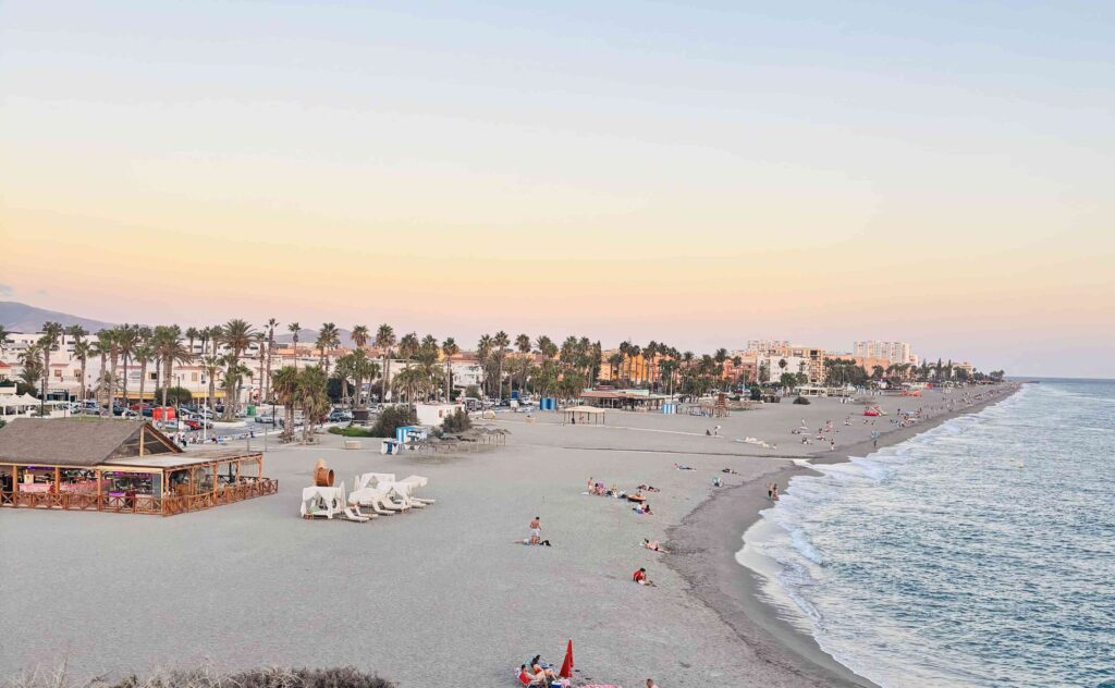 Playa de Salomar en Salobreña